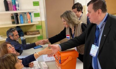 Parlamentarios paraguayos son observadores de las elecciones en Uruguay. Foto: Gentileza.