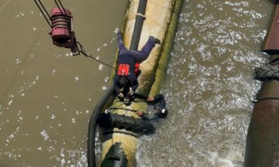 Reparación de los equipos de toma de agua en Viña Cue. Foto: ESSAP.