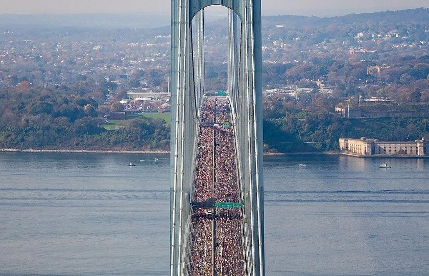 La Maratón de Nueva York 2024 registró un récord, pues fueron 55.646 los corredores que cruzaron la línea de meta. Foto: @craigsbeds.