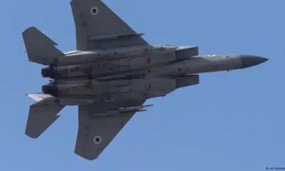 Un F-15 Strike Eagle de la Fuerza Aérea Israelí en maniobra en el sur de Israel el 28 de marzo de 2024. Picture Alliance