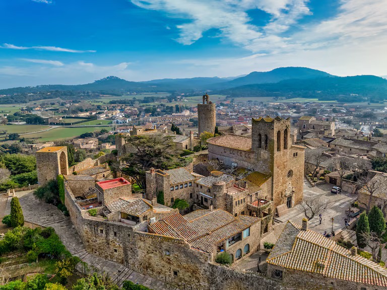 Pals, en Girona (Adobe Stock).