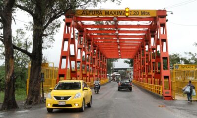 Según estimaciones de autoridades migratorias unos 40.000 hinchas argentinos llegarían al país para el partido que disputarán Racing y Cruzeiro. Foto: IP