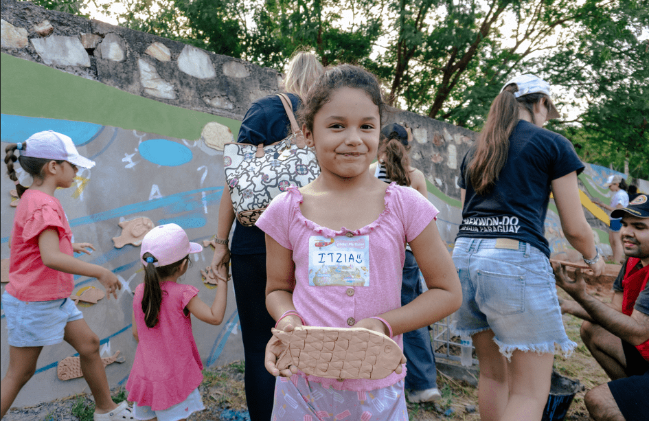 Mural de niños a favor de la naturaleza. Foto: Gentileza. 