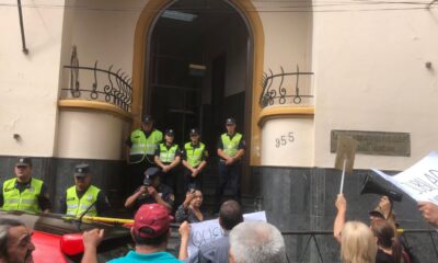 Manifestación de jubilados de la Caja Municipal. Foto: Gentileza.