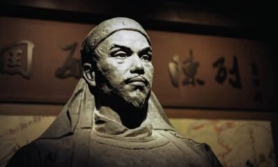 Estatua que representa de Hong Xiuquan (1814-1864)