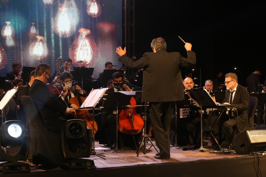 Maestro Luis Álvarez. Cortesía