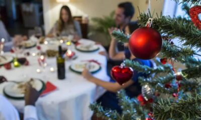 ¿Mesa afuera o mesa adentro en la Navidad? Foto: Referencia