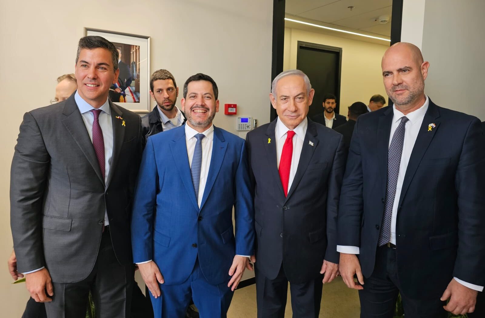 Santiago Peña y Benjamín Netanyahu en Israel. Foto: Gentileza.