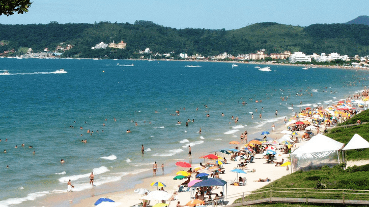 Playa en San Pablo, Brasil. Foto: Infobae.