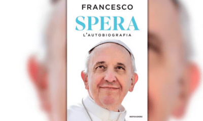 "Spera" libro sobre la biografía del Papa Francisco.