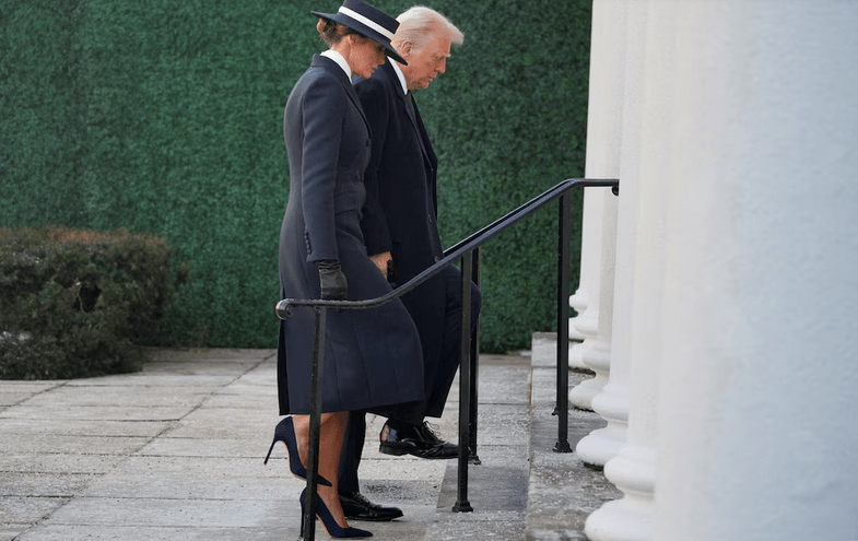 Donald Trump y Melania Trump llegando para el acto de investidura. Foto: Infobae.