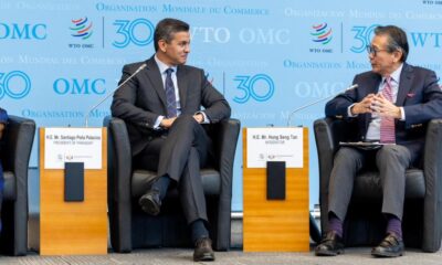 Santiago Peña, disertó ante el pleno de los 166 Estados miembros de la Organización Mundial de Comercio. Foto: Presidencia.