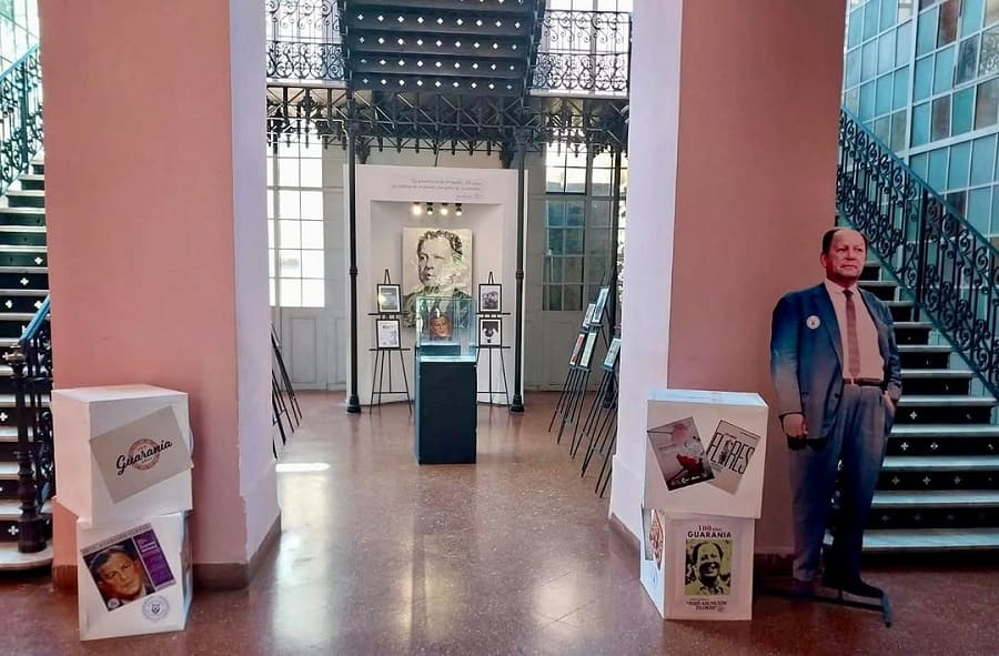 Vista de sala de la muestra sobre José Asunción Flores. (CCR El Cabildo, instagram)