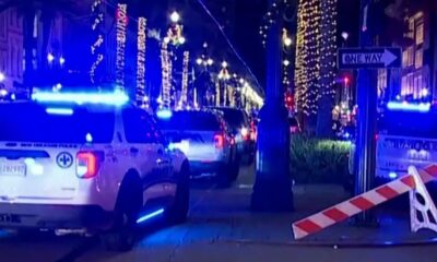 Un hombre arremetió contra una multitud en Bourbon Street, atravesando barricadas con una camioneta y abriendo fuego contra la policía. Foto: DW