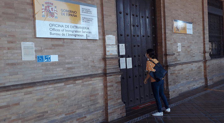 Oficina de Extranjería de Sevilla, España. Foto: Europa Press.