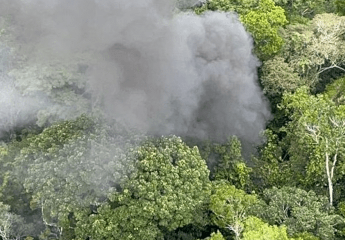 La Fuerza Aérea de Brasil derribó un avión cargado con drogas procedente de Venezuela que ignoró las órdenes de aterrizaje. Foto: Captura de pantalla.