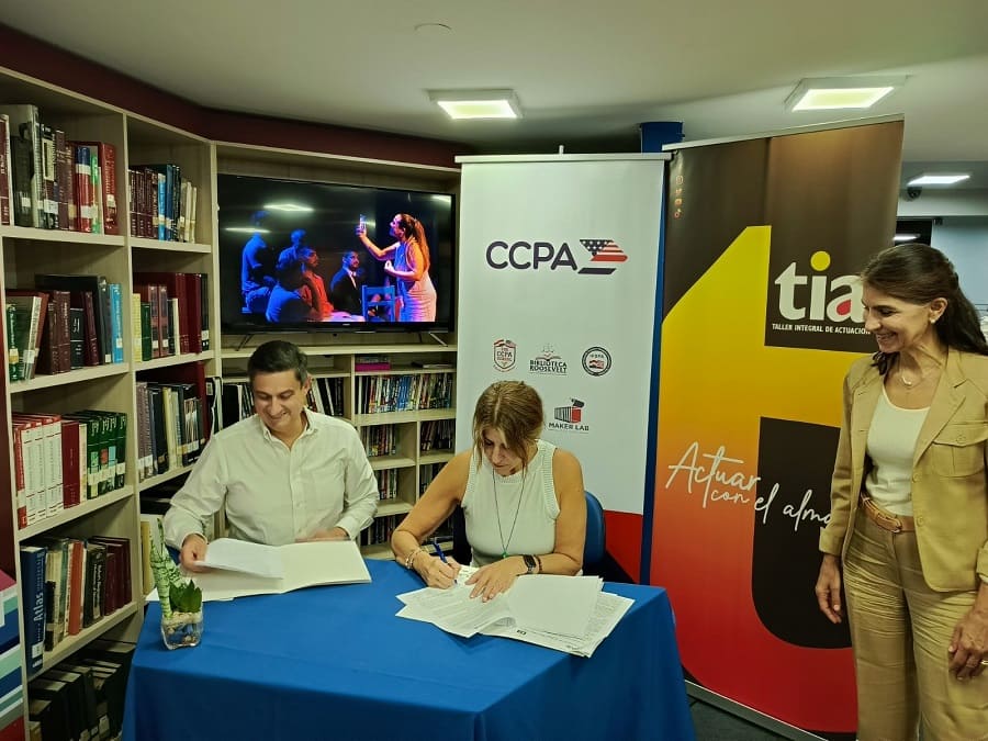 Firma de acuerdos CCPA-TIA. Cortesía