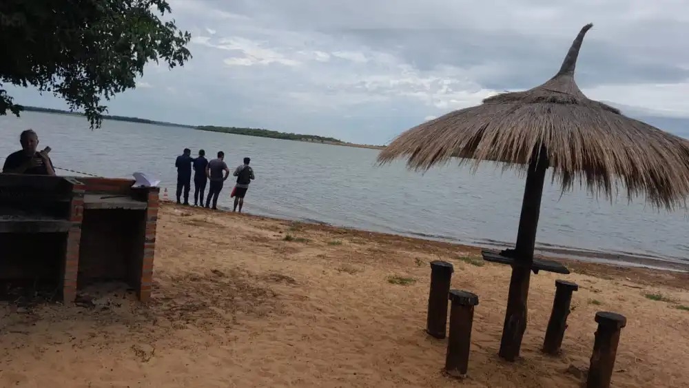 Tragedia por ahogamiento en el río Paraná. Foto: Gentileza.