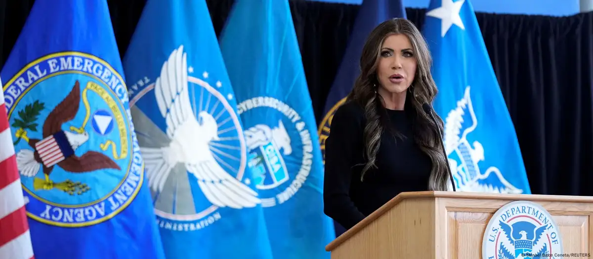 Secretaria de Seguridad Nacional de Estados Unidos, Kristi Noem. Foto: DW