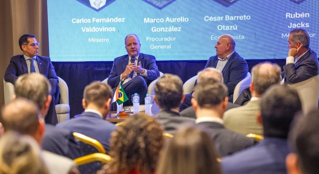 Ciclo de Diálogo con Especialistas, organizado por la Cámara de Comercio Paraguay-Brasil. Foto: Gentileza.