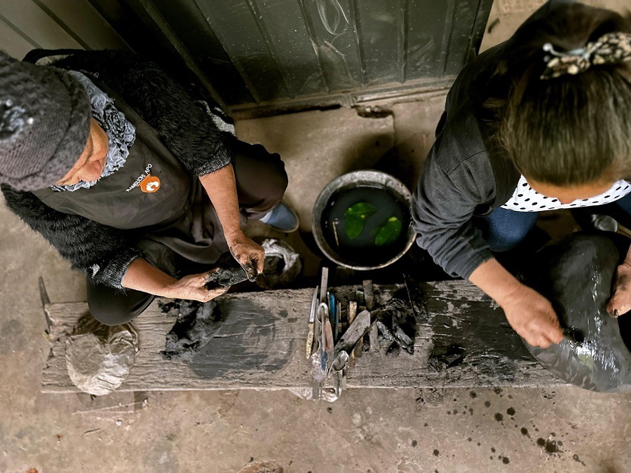 Mujeres artesanas de ñai'ũpo. Cortesía 