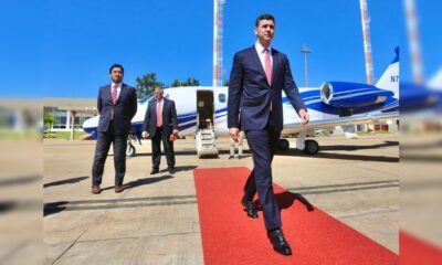 Santiago Peña y sus viajes. Foto: Presidencia.