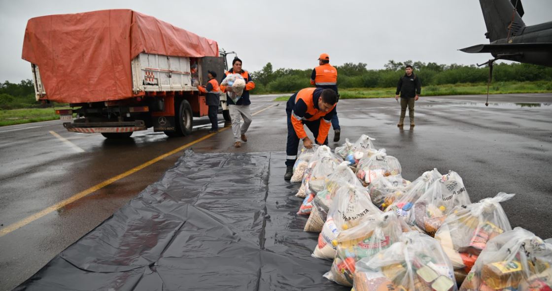 Envían asistencia a damnificados por las recientes inundaciones. Foto: Gentileza.